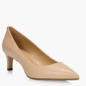 MICHAEL KORS NUDE FLEX KITTEN HEEL 9.5B NEW